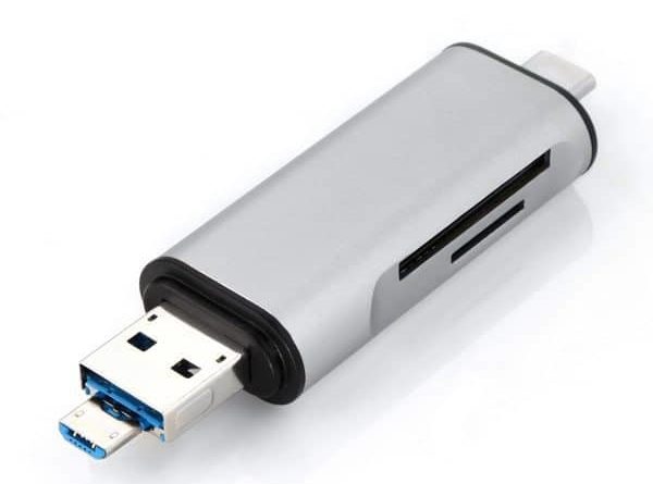 Universal card reader for smartphones and laptops